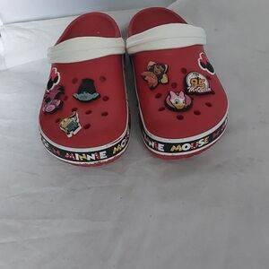 DISNEY MINNIE MOUSE CROCKS SIZE 8